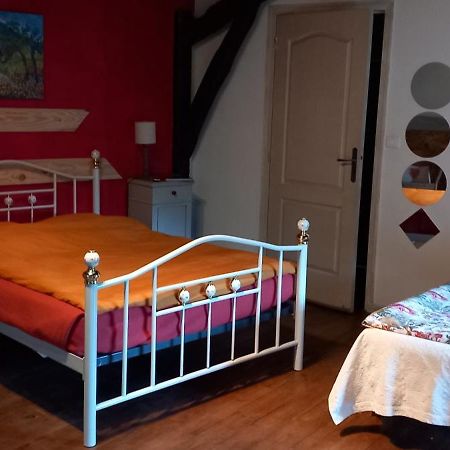 Cedres Bleus De Joany Chez Nathalie Viviez 外观 照片